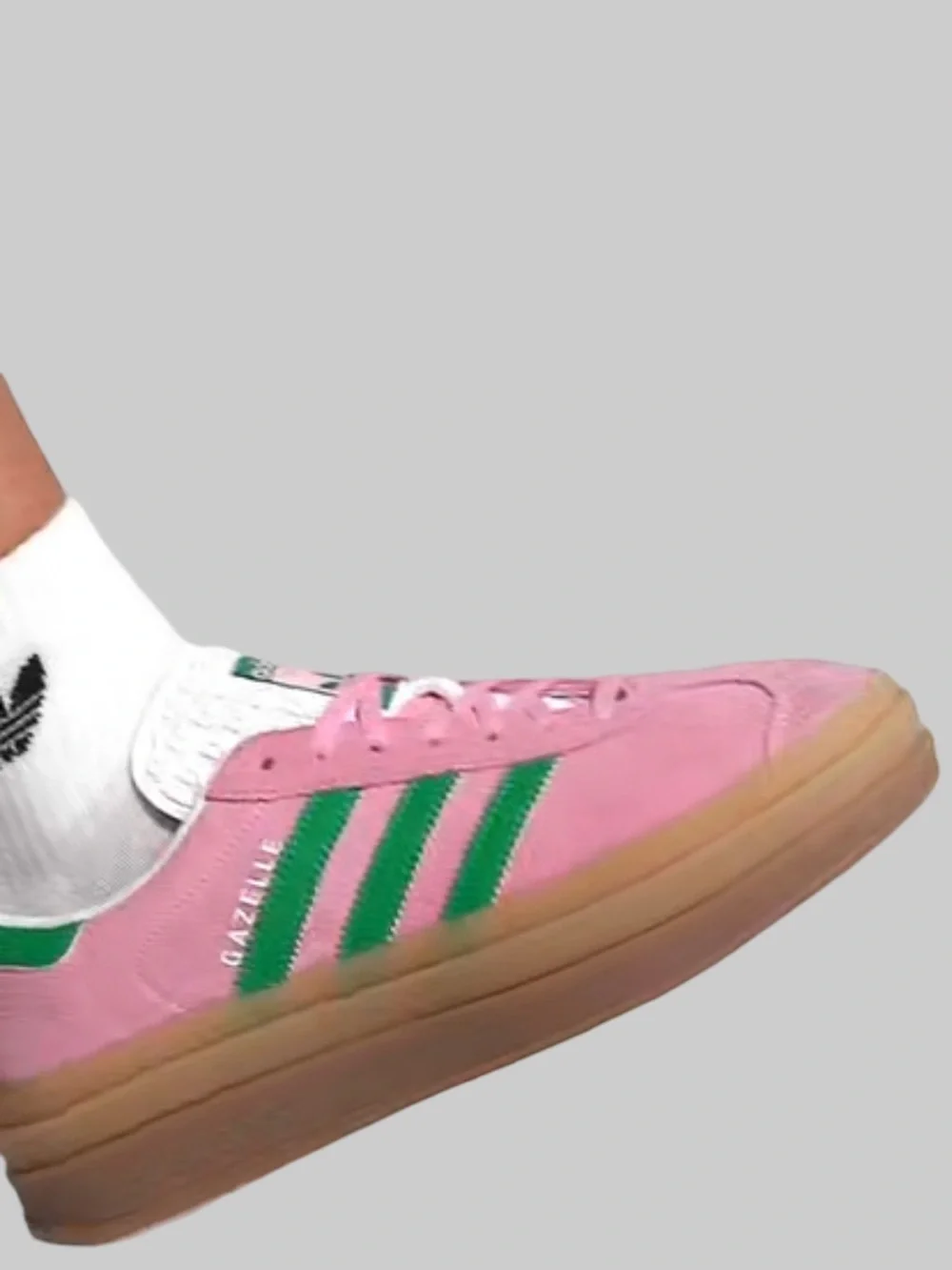 Women’s Adidas  Gazelle Platform Women’s Sneakers in Pink/Green Size 11